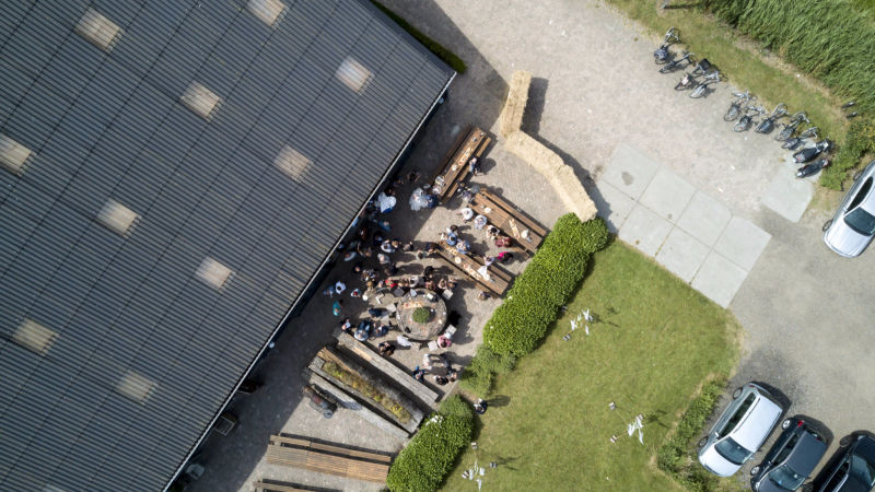 niels van tongerloo bruidsfotografie bruilloft met een drone dennis irene